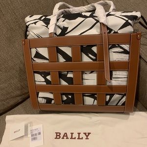 Bally Tan Leather Tote Bag - Calie Cage
